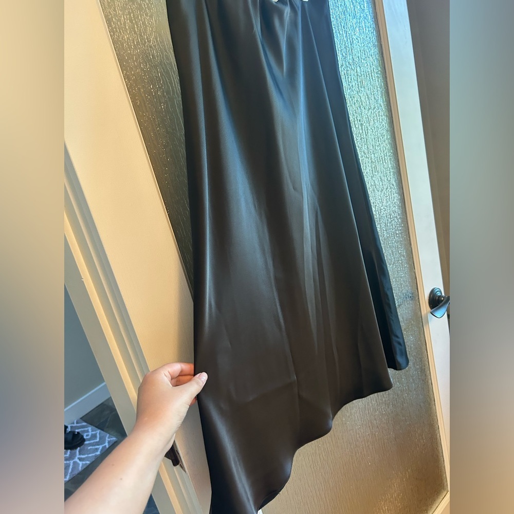 NWT New Look Black Midi Skirt - Picture 2 of 7